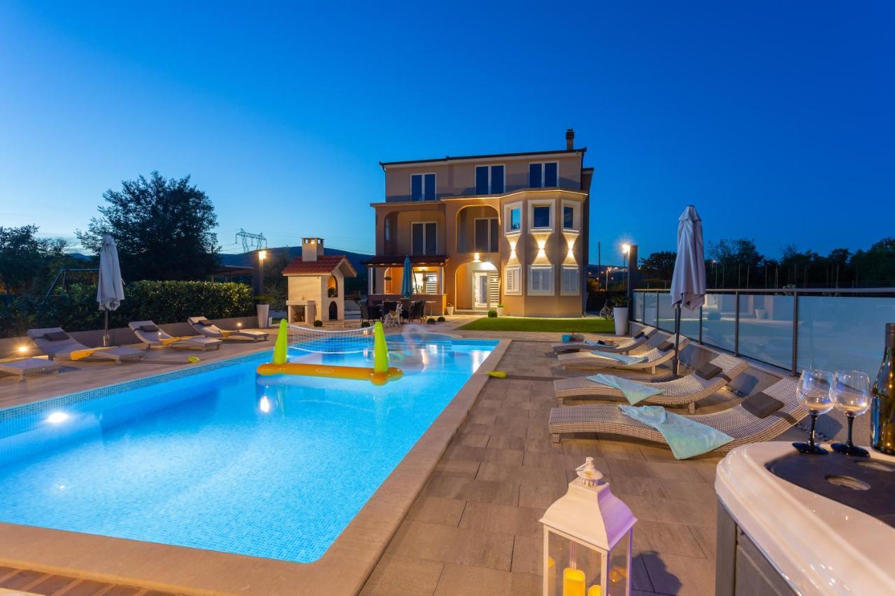 Villa Maris Dugopolje Εξωτερικό φωτογραφία